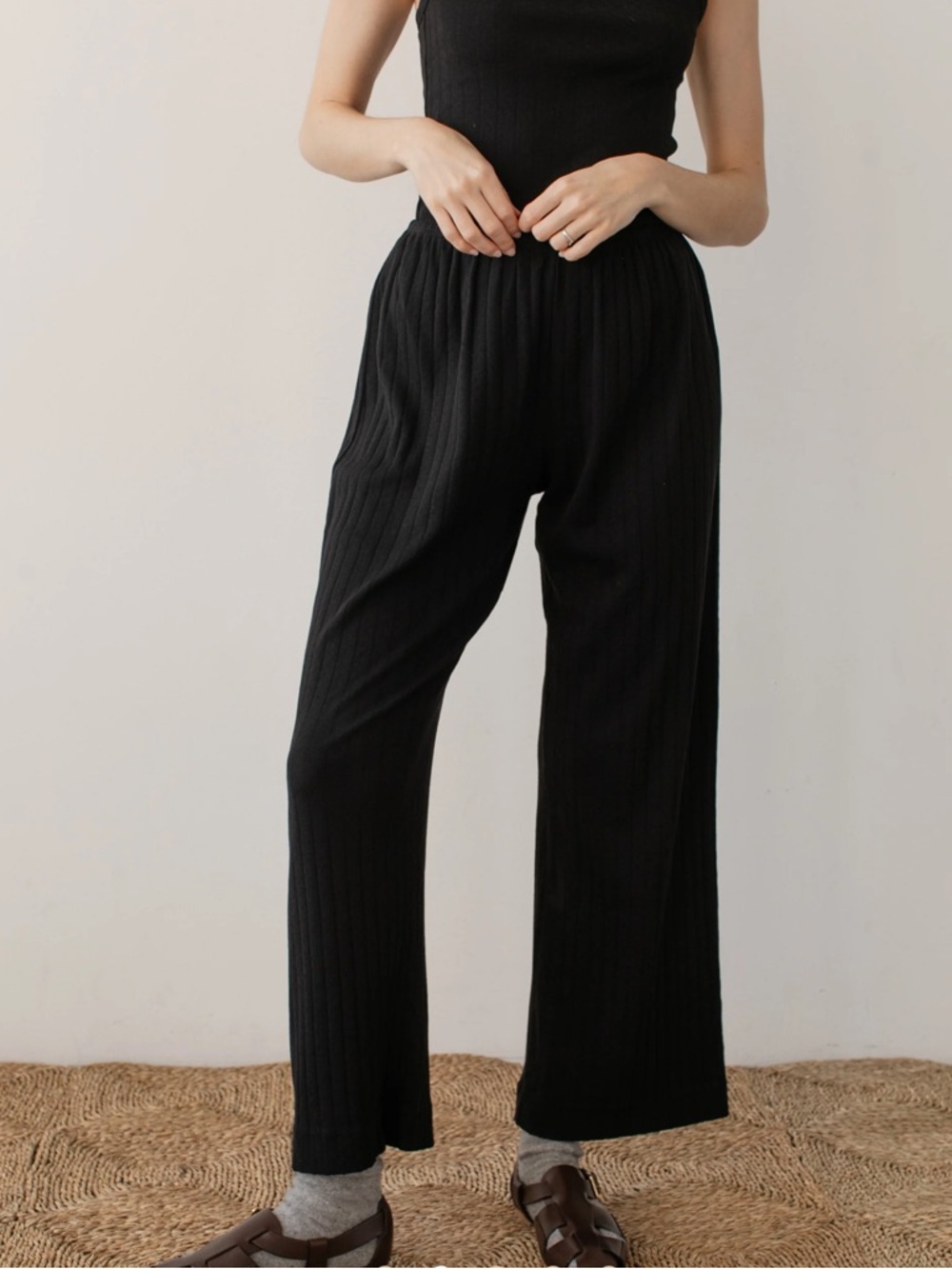 DONNI. The Pointelle Simple Crop Pant
